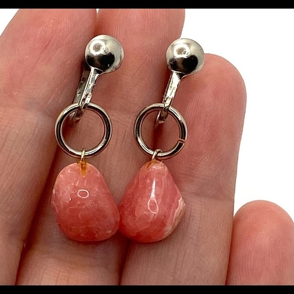 Vintage Screw Ons Earrings with Dangles Pink Stone - Picture 4 of 9